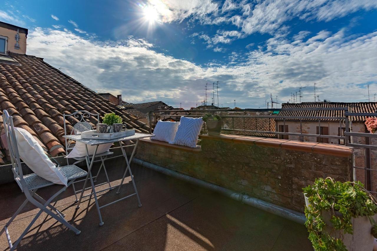 Ferrara Duplex Terrace Apartment X4 Екстер'єр фото